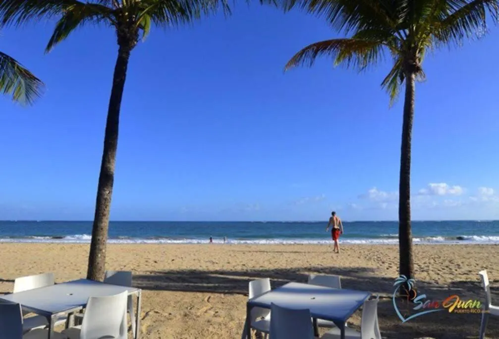 One Bedroom Apt 30 Steps From Prime Beach Generator Parking Included Σαν Χουάν 0*,