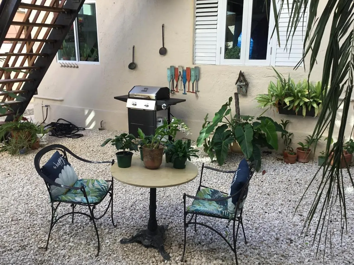 Διαμέρισμα One Bedroom Apt 30 Steps From Prime Beach Generator Parking Included Σαν Χουάν